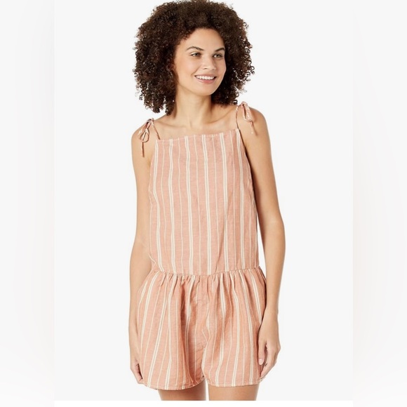 $69.50 LEVI'S WOMENS BRICK STRIPED RORI ROMPER SIZE SMALL - Picture 1 of 6